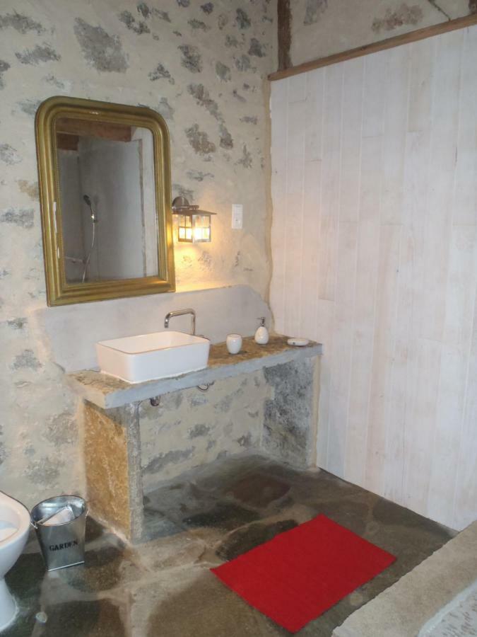 Mostuéjouls Chambres Du Domaine De Bombes מראה חיצוני תמונה